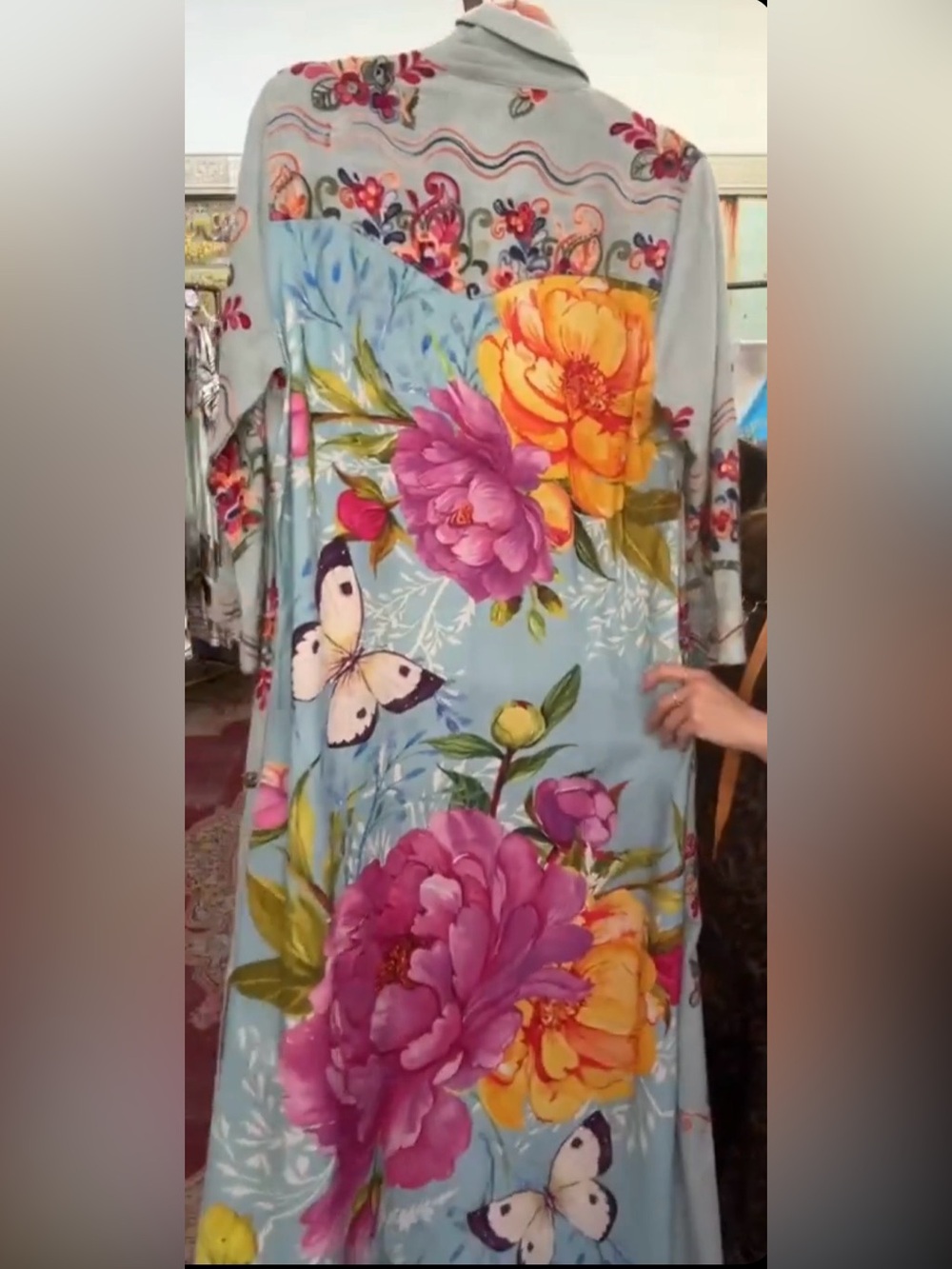 Aratta Gianna Maxi Duster/Dress.  NWT. Size: Large.  Retail: $198. Asking: $158. - Picture 2 of 2